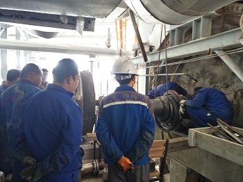 楊克紙機(jī)烘缸軸頭磨損在線修復(fù)